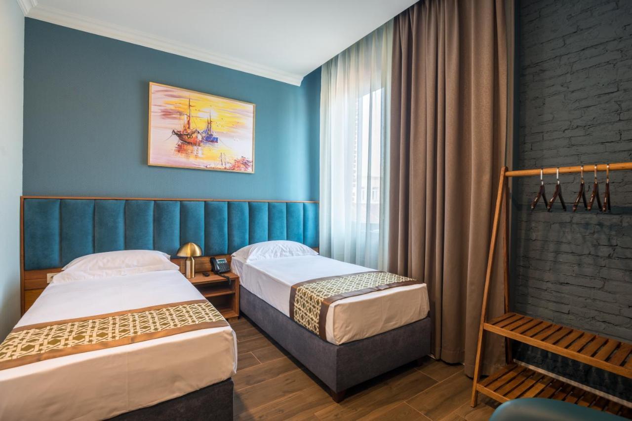 Grand Opera Hotel Kutaisi Eksteriør bilde