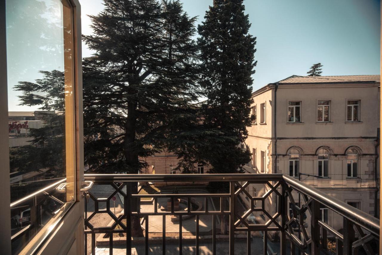 Grand Opera Hotel Kutaisi Eksteriør bilde