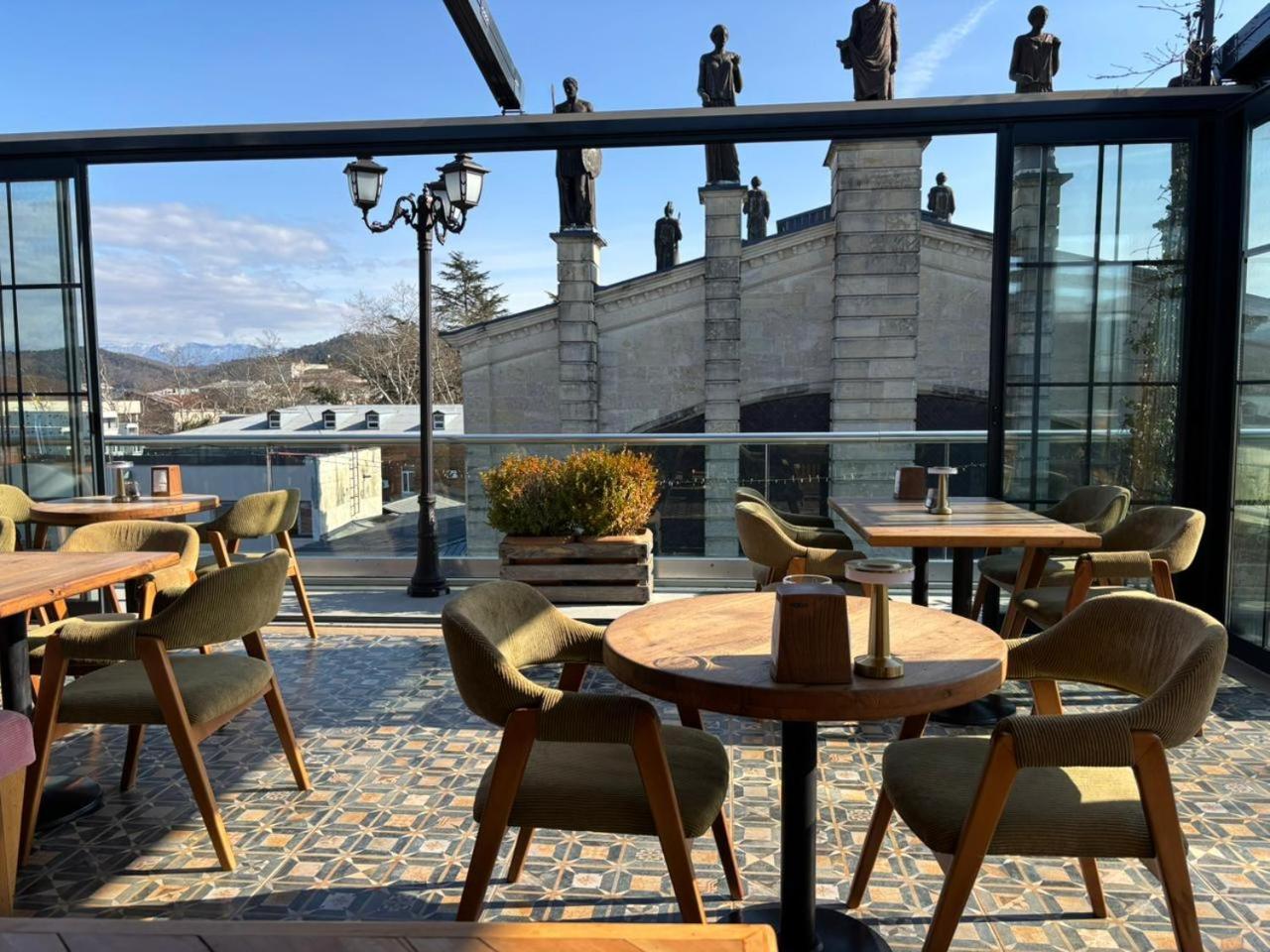 Grand Opera Hotel Kutaisi Eksteriør bilde